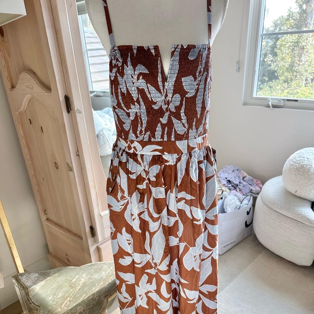 New Lulu’s “Immense Cuteness Brown & Blue Floral Midi Dress w/Pockets”